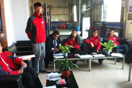 必高汽售新員工考評(píng)會(huì)3.jpg 必高汽售新員工考評(píng)會(huì)3.jpg